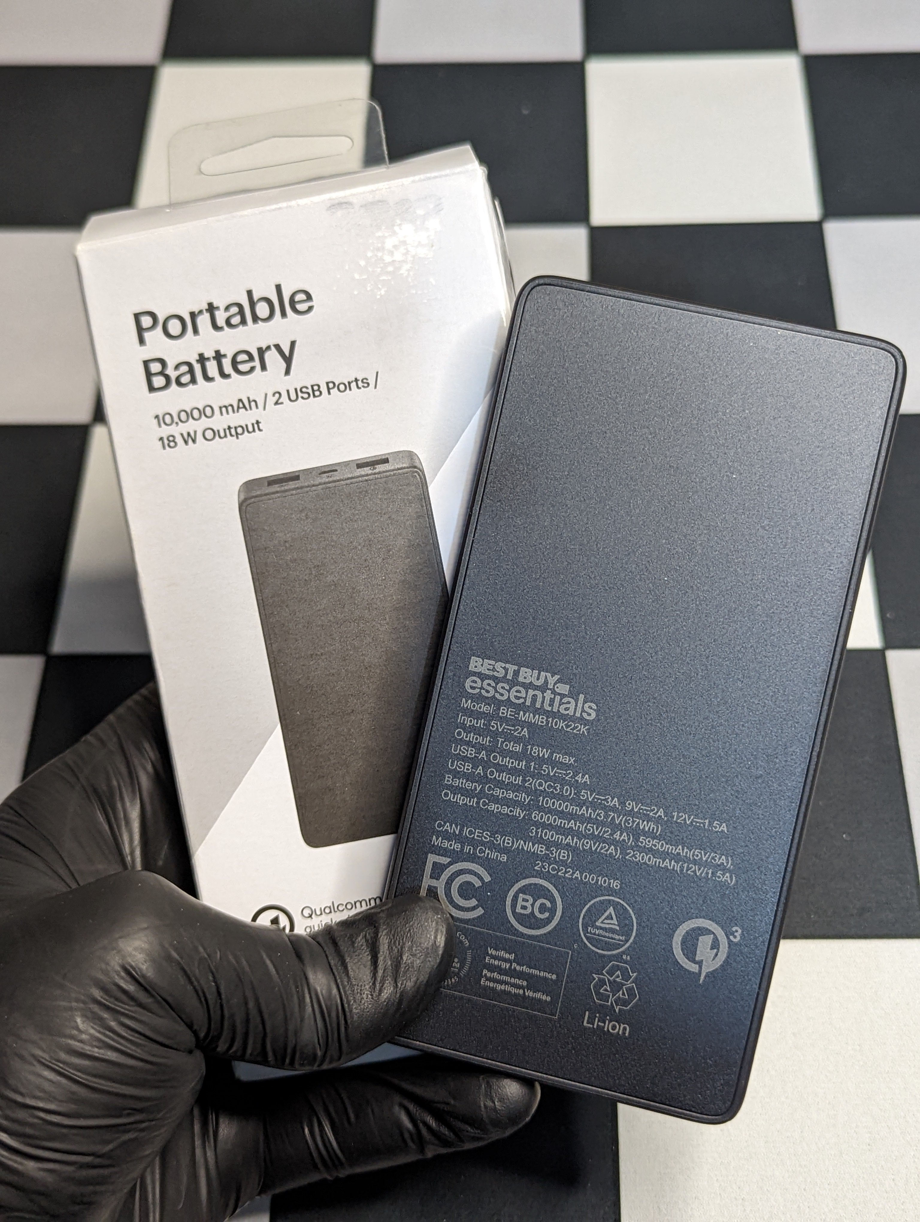 Best Buy Essentials 10,000mAh Portable Power Bank – Fast Charging Power On the Go